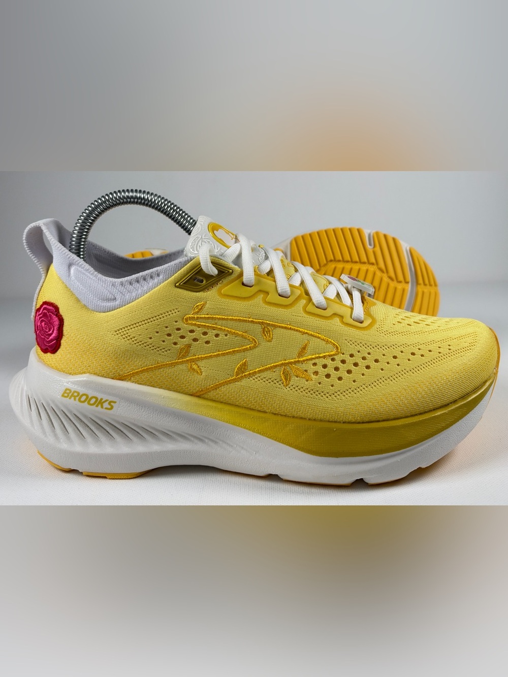 *RUN DISNEY* 2026 WDW Marathon Brooks Glycerin 23 Belle - Womens size 7B - NEW!